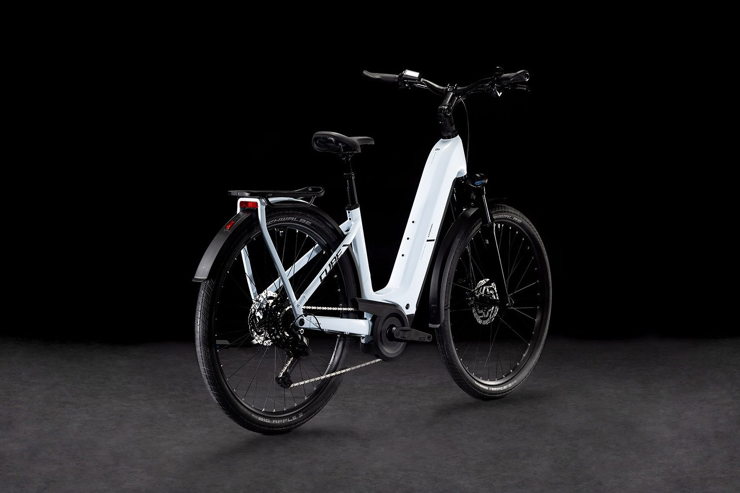 Cube Kathmandu Hybrid ONE 800 Easy Entry polarwhite´n´black