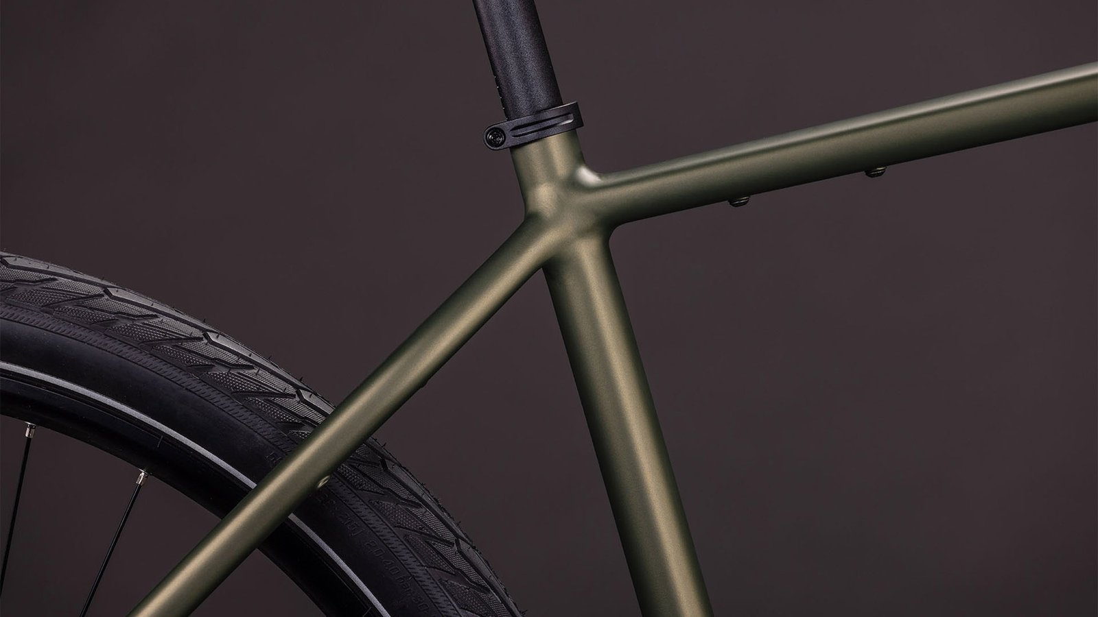 Cube Editore ONE reedgreen'n'black